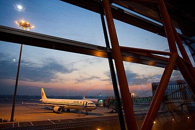 《十字军之王3》全新DLC“流浪贵族”正式推出 因内容少获褒贬不一评价